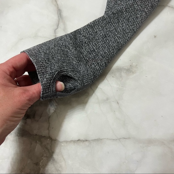 Gymshark Ombre Long Sleeve Crop Top - Picture 4 of 6